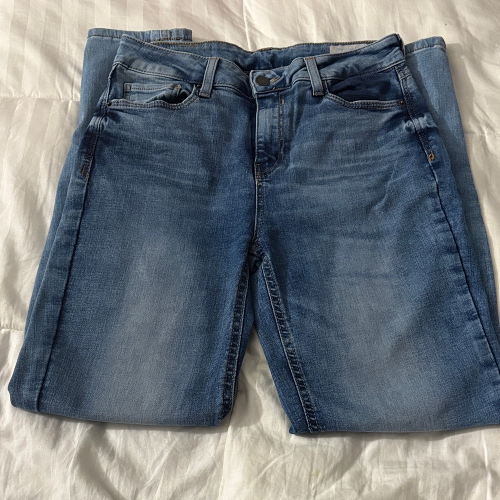 Stylish Blue Skinny Jeans for Women